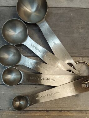 Chicago Metallic Stainless Steel 5 Piece Measuring Spoons